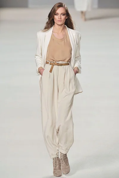 Look 24